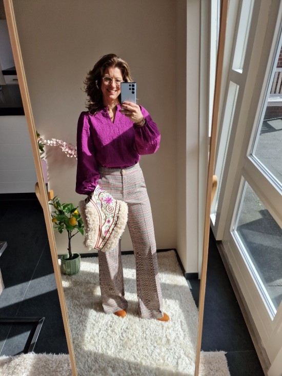 Blouse aras pants rene label dot