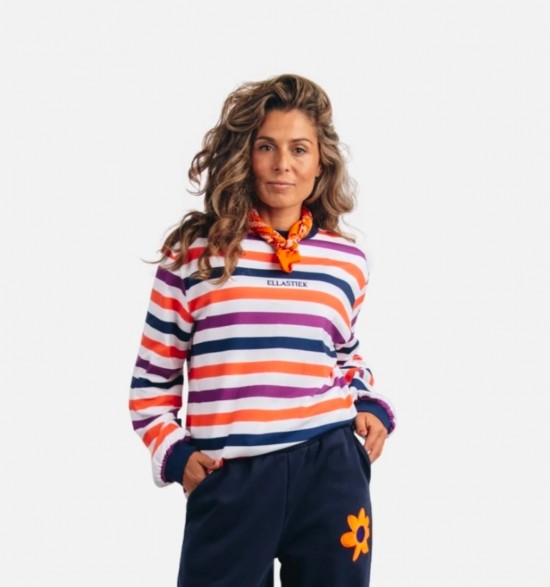 Ellastiek longsleeve carlie model front