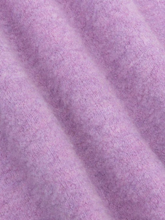 Knitted sweater bunny violet detailwhite background