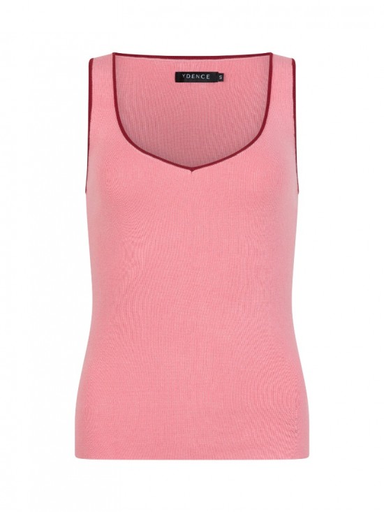 Knitted top lenny soft pink stone red front web