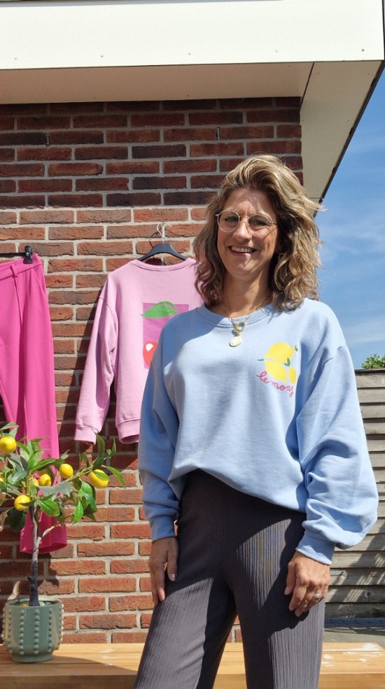 Lemon sweater lichtblauw
