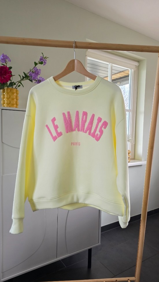 Sweater le marais paris geel