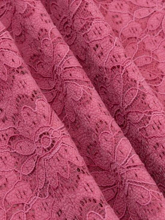 Top loiza coral pink detailwhite background